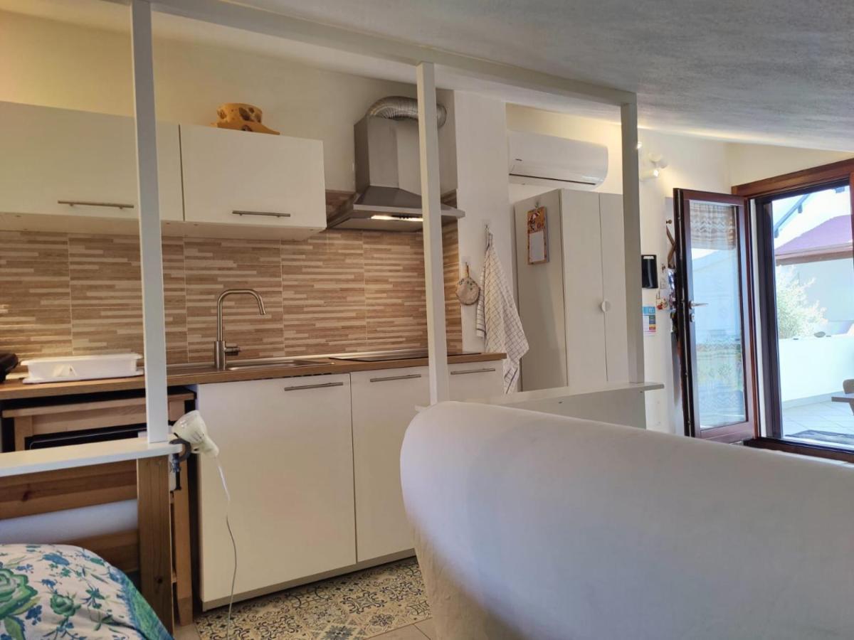 Ulivo Apartment Quartu Sant'Elena Ngoại thất bức ảnh